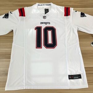 😳Drake Maye White Jersey Stitched🥰